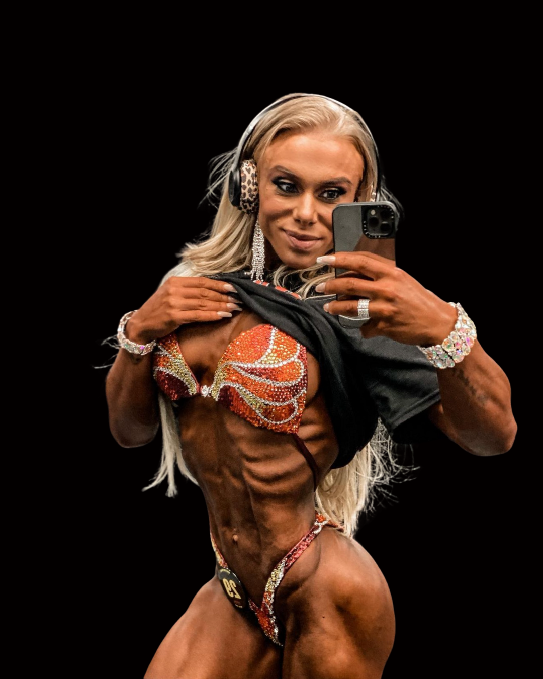 Custom – Figure